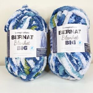 Bernat Blanket Big Yarn Blue Splash - 2 Skeins NEW